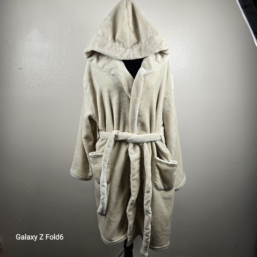 Summer & Rose Plush Hooded Belted Robe Beige Cozy Lounge Plus Size
